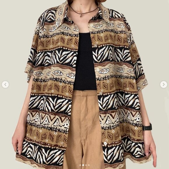 ALFRED DUNNER Tan Brown White Geometric Striped Tribal Animal Button Down PETITE - Picture 2 of 12